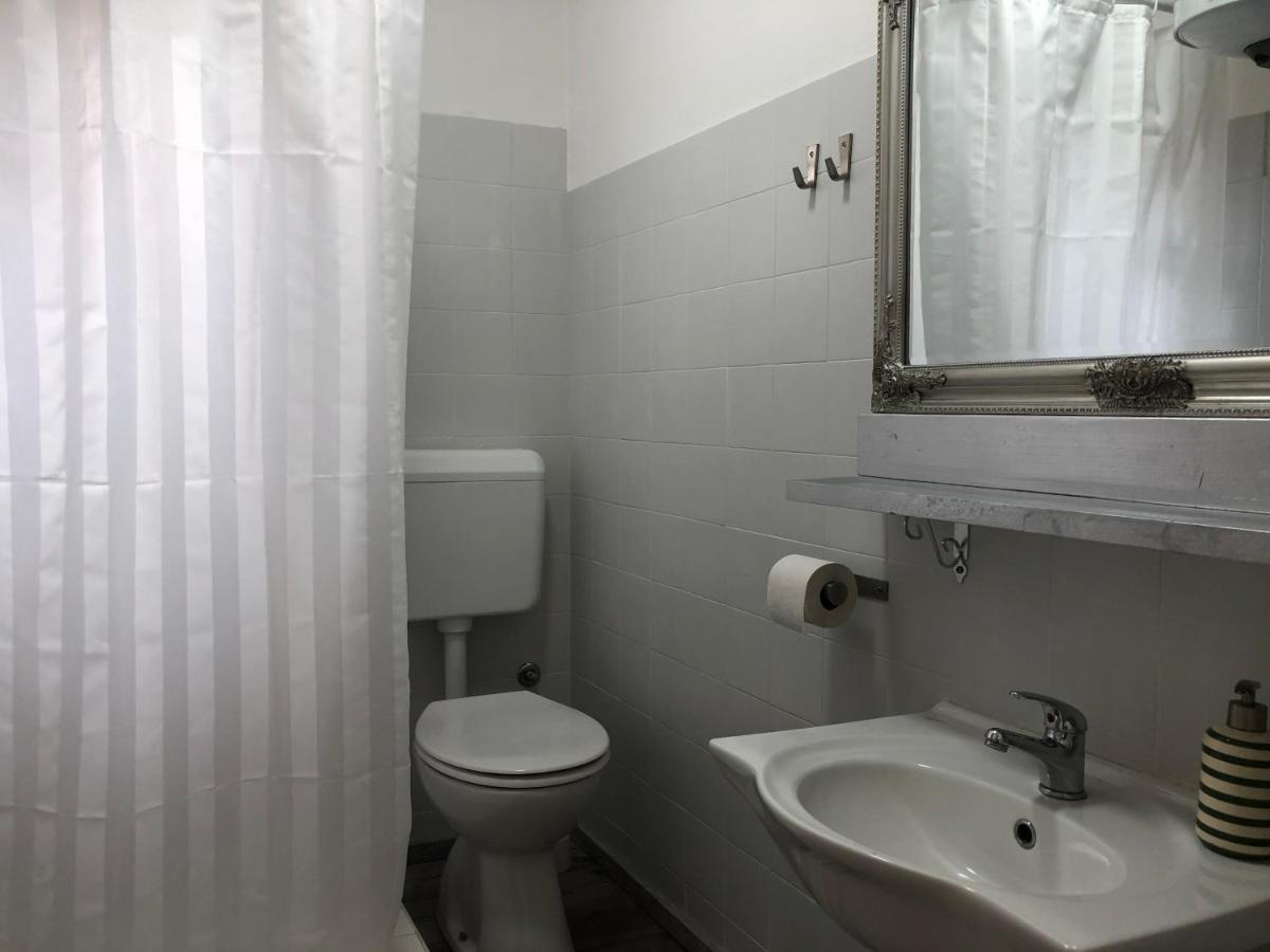 Rooms Ena Ровинь Экстерьер фото